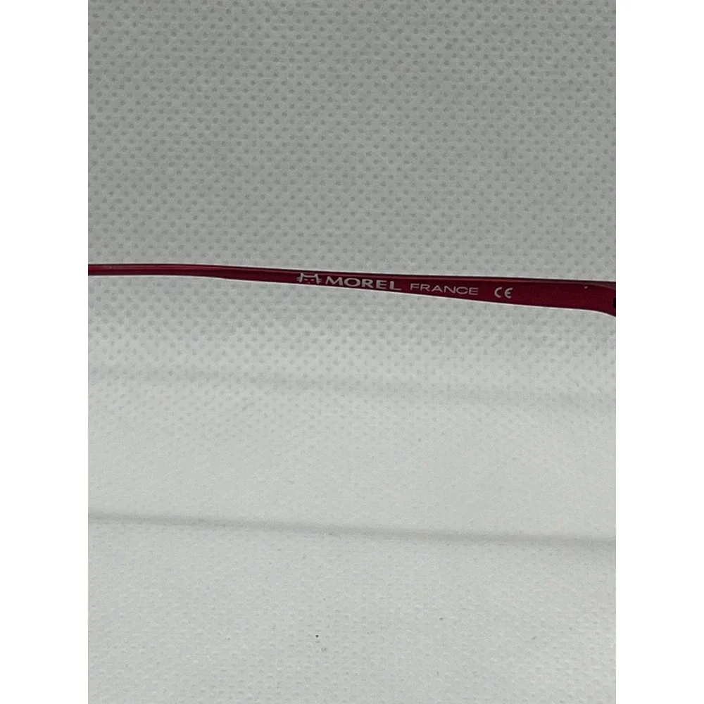 Morel burgundy red